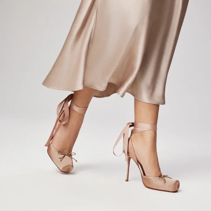 Cassia Bağcıklı – 100 mm Bantlı Topuklu Ayakkabı – Krep Saten – Nude 2 – Kadın Cassia Bağcıklı – 100 mm Bantlı Topuklu Ayakkabı – Krep Saten – Nude 2 – Kadın
