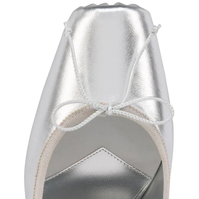 Cassia Mule – 100 mm Mules – Lamine Kuzu Nappa Deri – Gümüş – Kadın Cassia Mule – 100 mm Mules – Lamine Kuzu Nappa Deri – Gümüş – Kadın