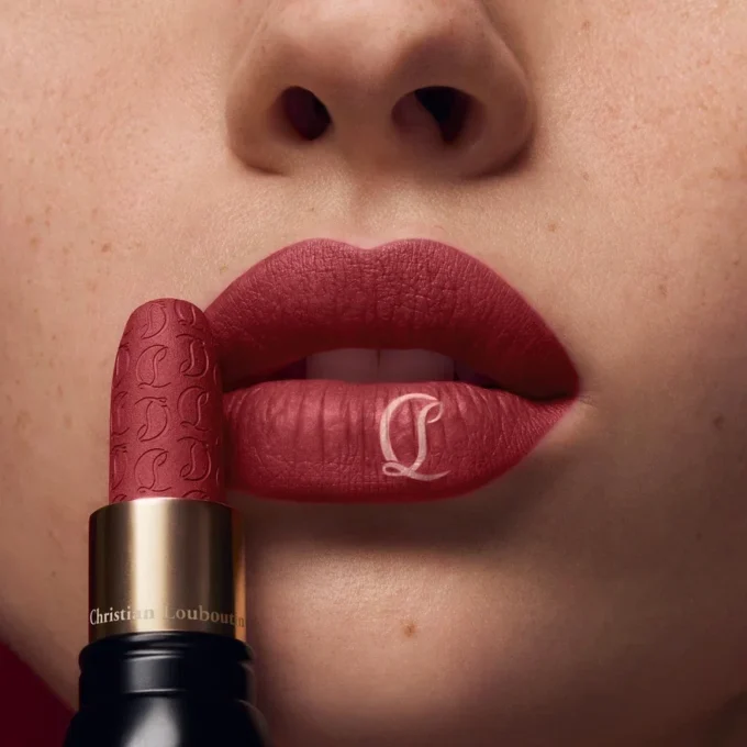 Rouge Louboutin Velvet Matte Mooncrest – Sınırlı Sayıda Üretilen Mat Ruj – Epic Brunette 318M