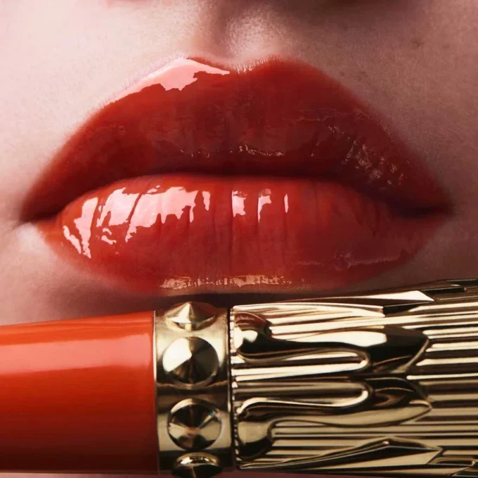 Rouge Stiletto Vinyl Gloss Torrid Peach 530V Torrid Peach – Christian Louboutin Güzellik Amerika Birleşik Devletleri